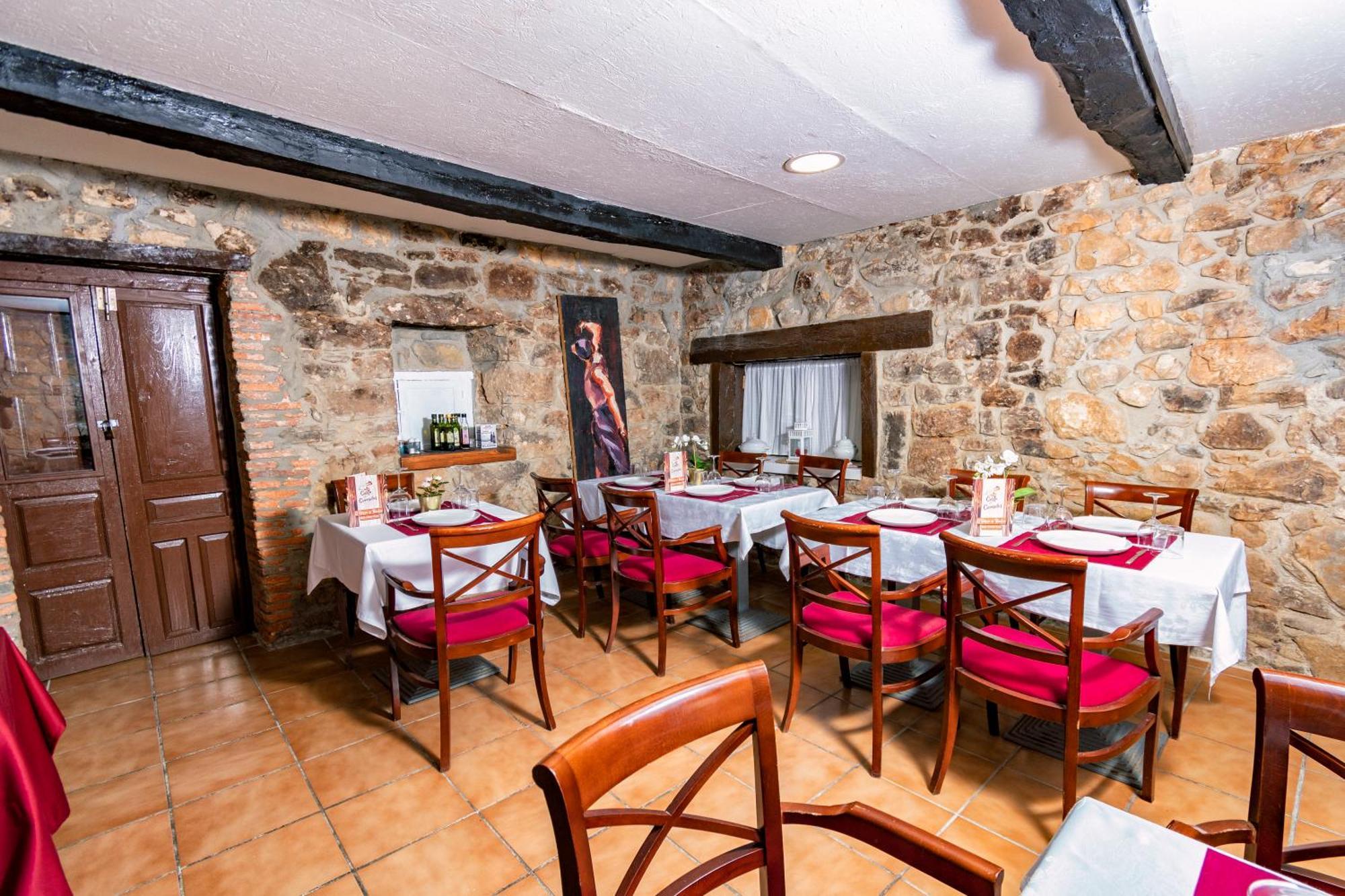 Buelna Albergue Santa Marina מראה חיצוני תמונה
