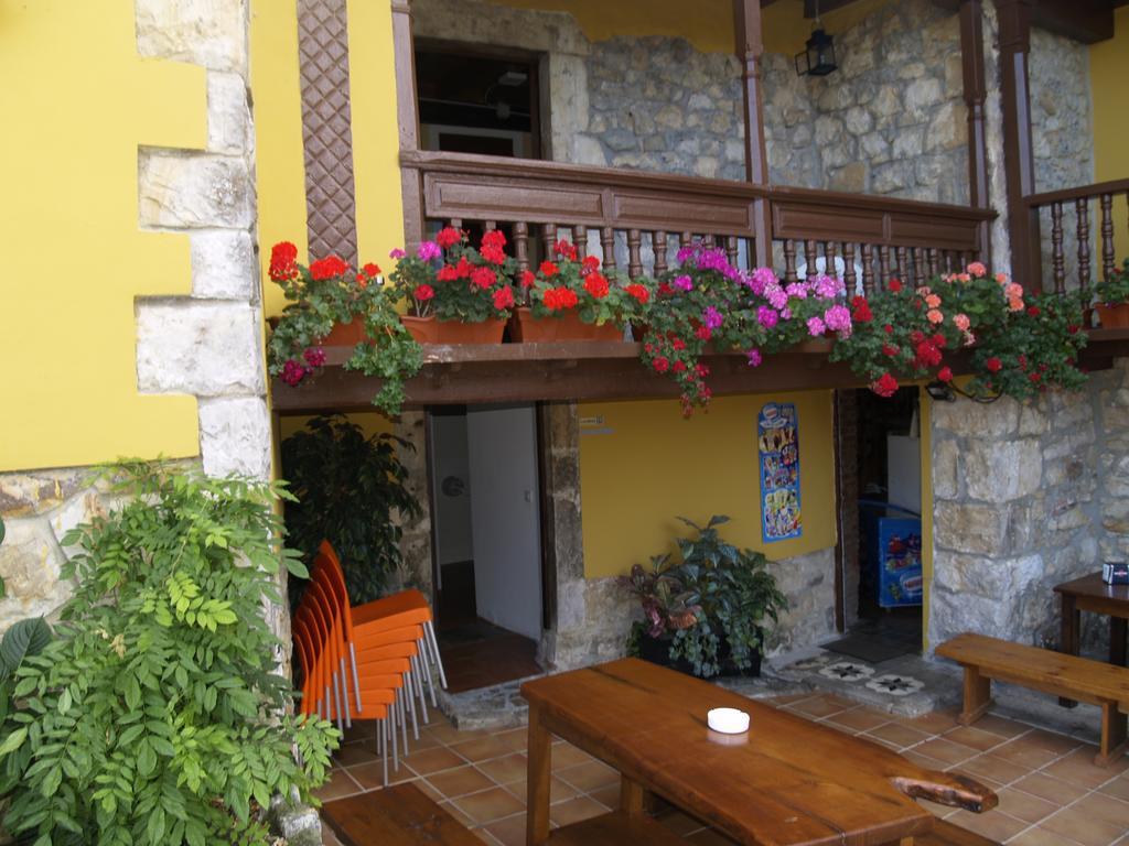 Buelna Albergue Santa Marina מראה חיצוני תמונה