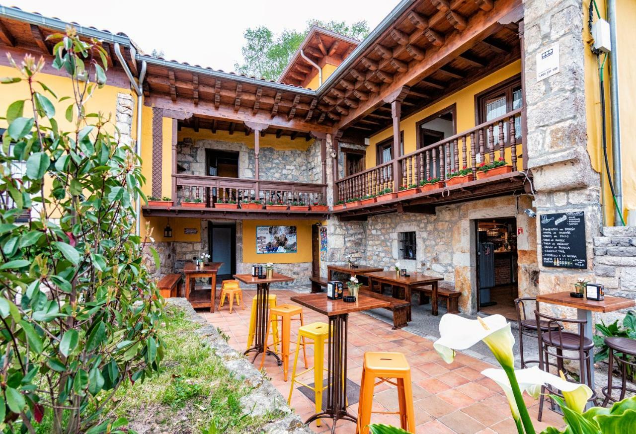 Buelna Albergue Santa Marina מראה חיצוני תמונה