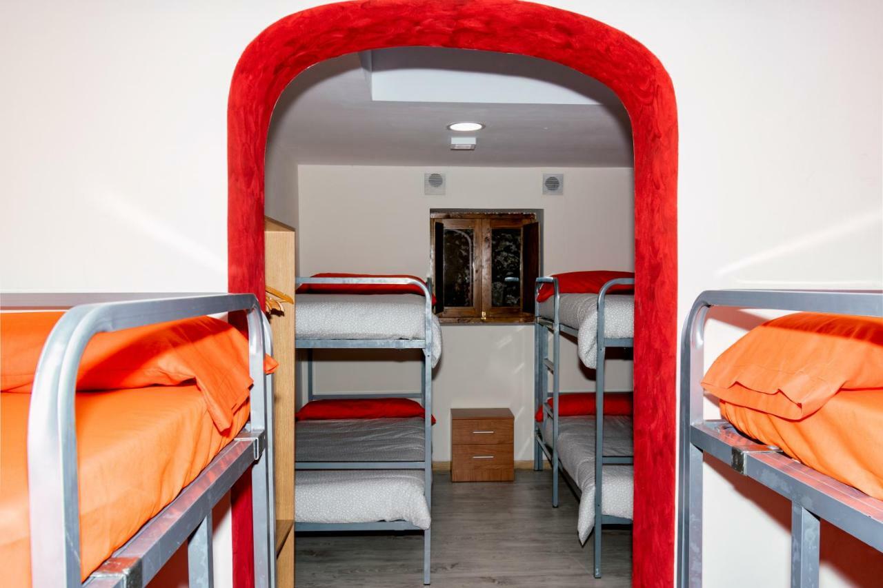 Buelna Albergue Santa Marina מראה חיצוני תמונה